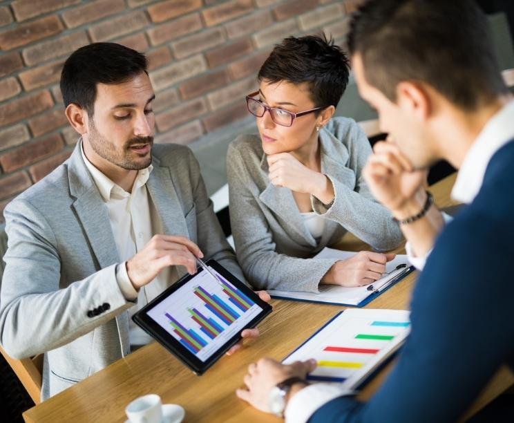 discussing-market-research-statistics-during-business-meeting